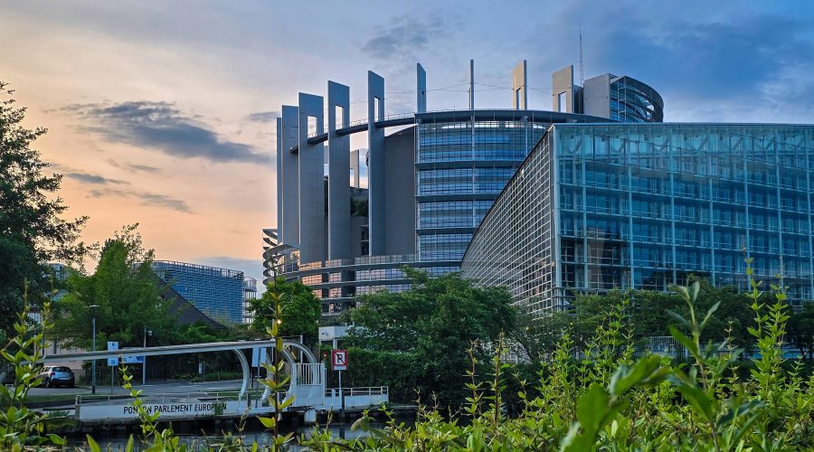 Extérieur du Parlement Européen à Strasbourg ( IPE IV)